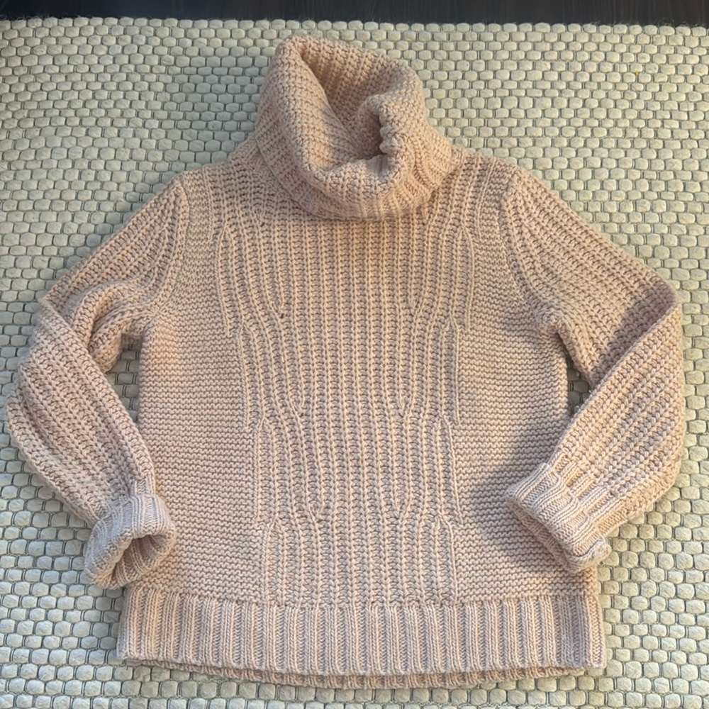Pink turtleneck